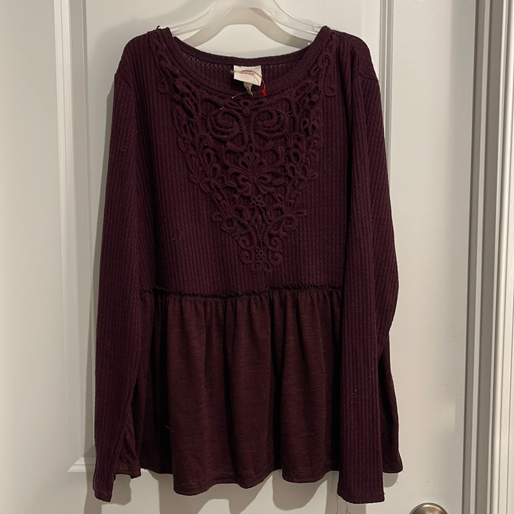 Knox Rose Peplum Top